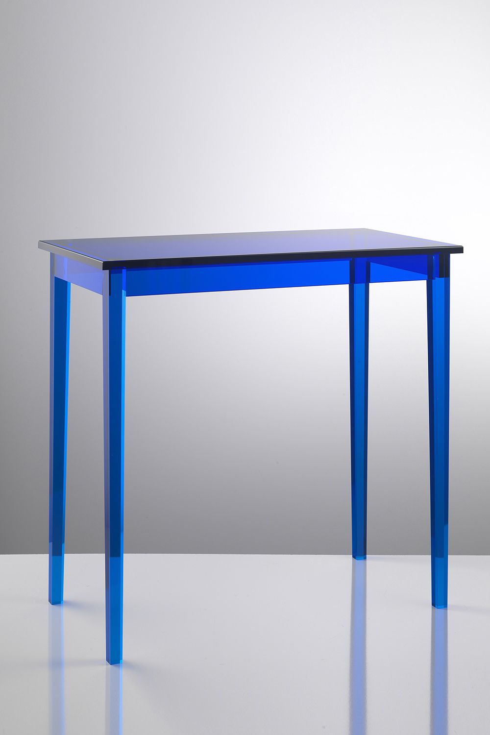 Guelfo table
