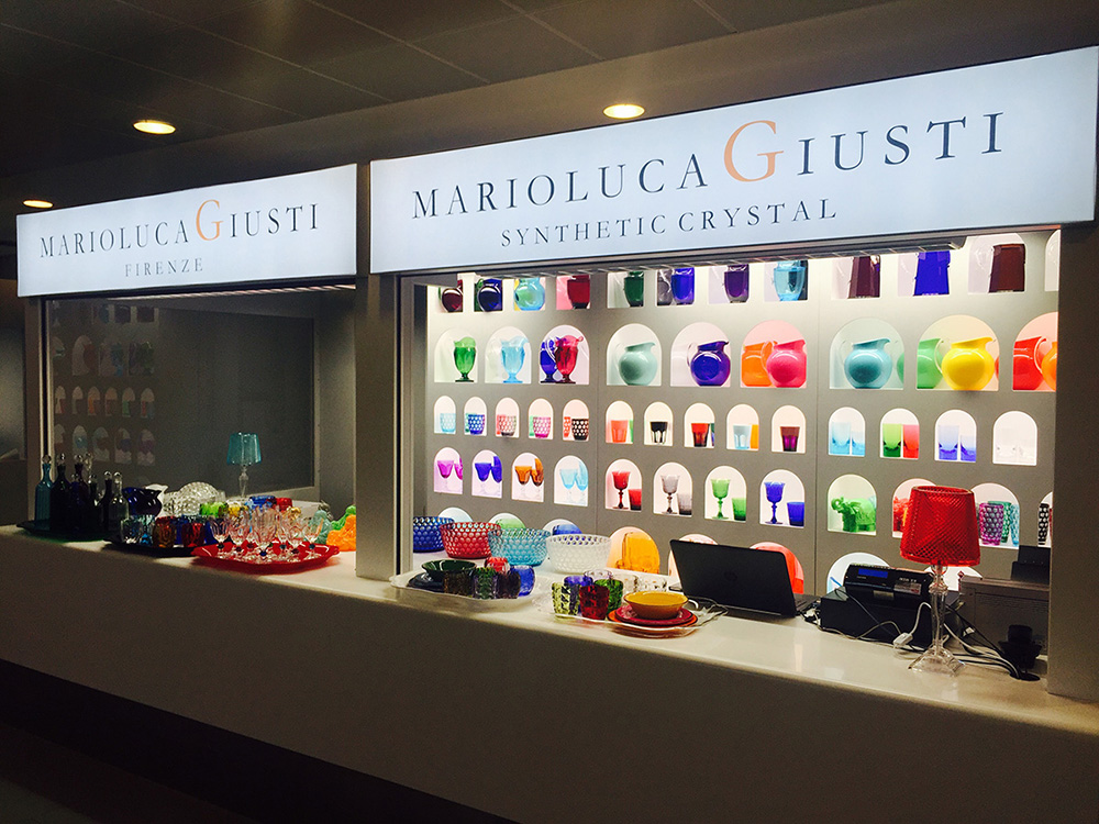 BOUTIQUE MARIO LUCA GIUSTI Aeroporto Amerigo Vespucci Firenze