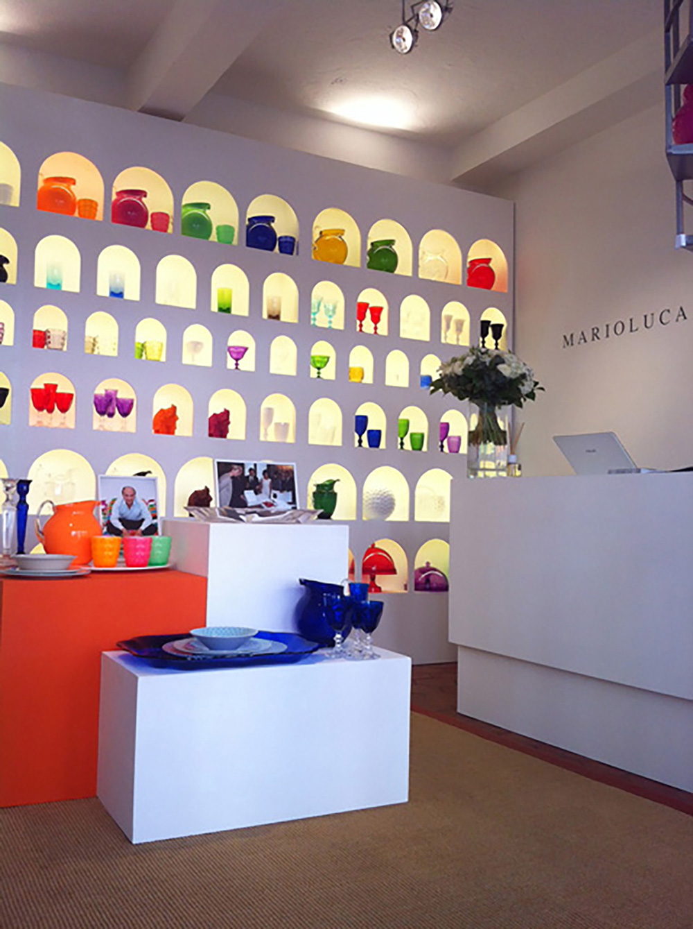 Boutique 9, Bd Louis Blanc - Saint Tropez